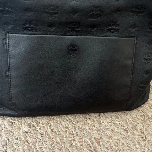 MCM Black Leather Shoulder Bag - Picture 4 of 11